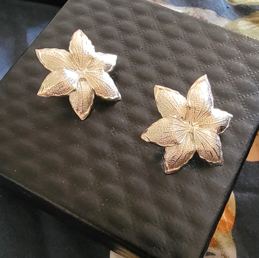 Vintage, Sterling Silver Floral Post Earrings